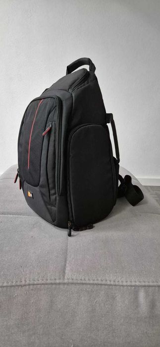Mochila Case Logic DCB-308 SLR Camera Sling (Black)