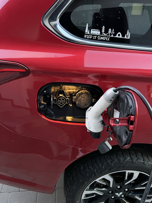 Mitsubishi Outlander PHEV 2018