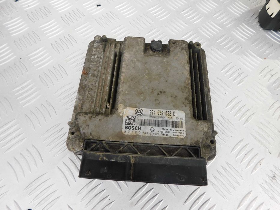 VW Crafter 2.5 tdi KOMPUTER sterownik silnika 6032E