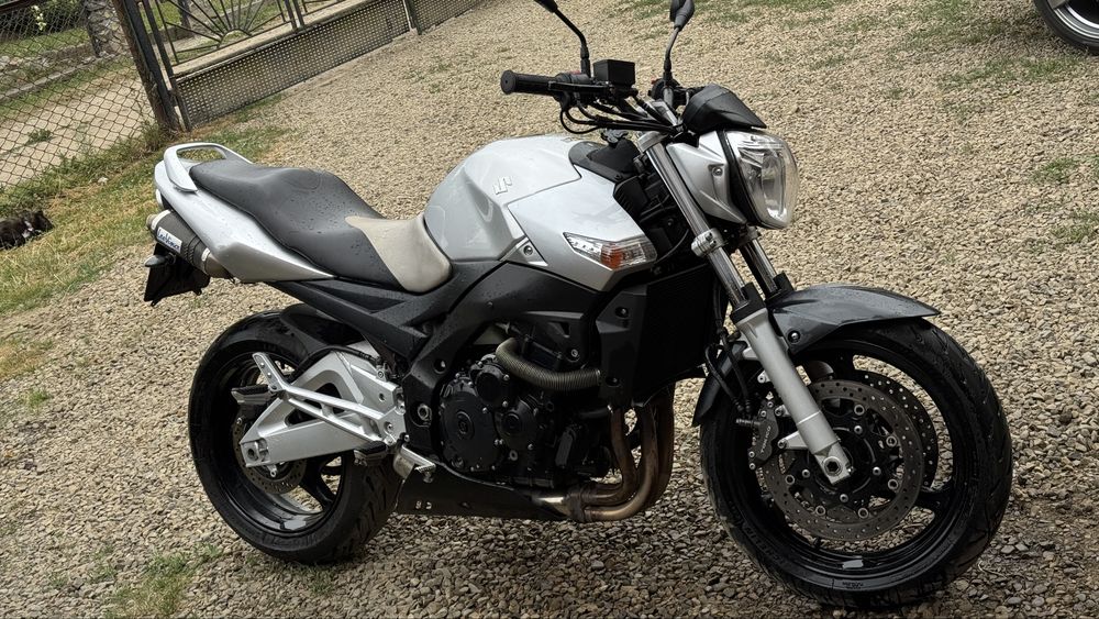 Suzuki GSR600 2008 рік