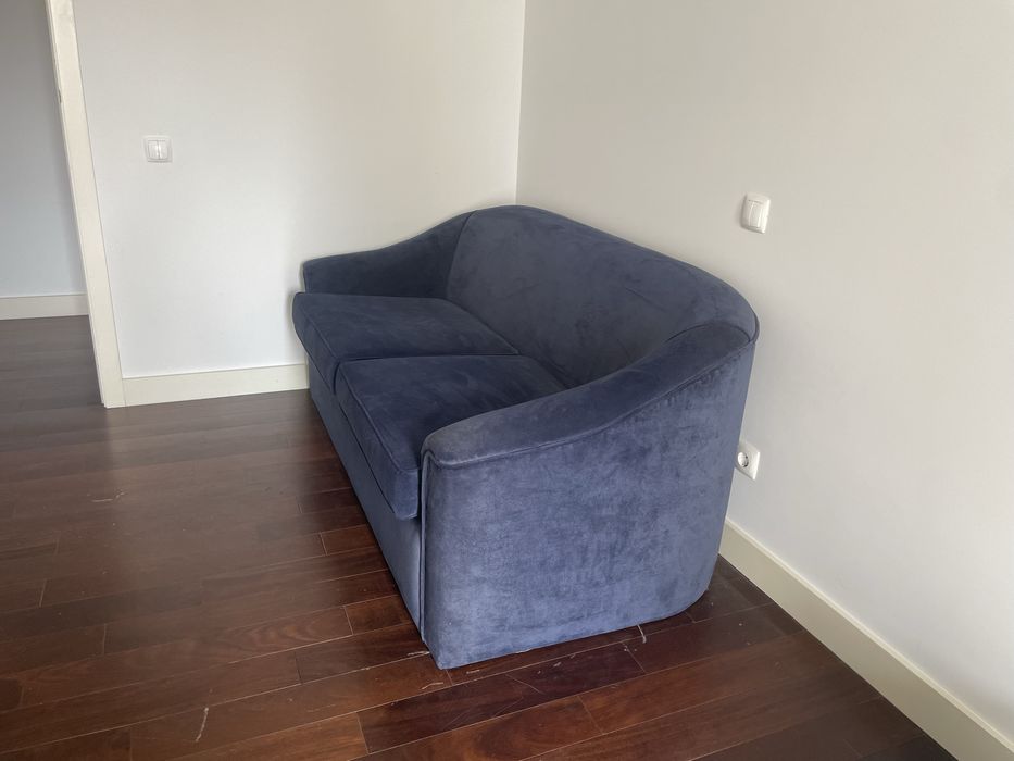 Sofa azul (interior)