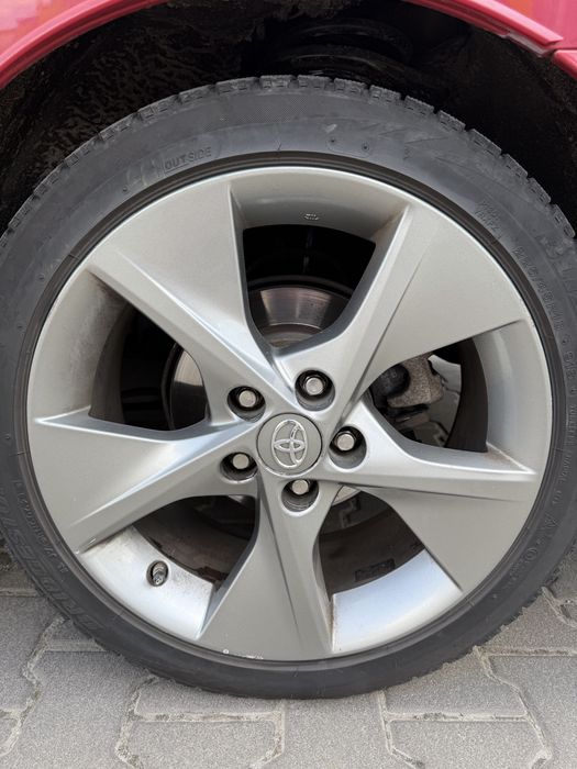 Продам оригінальні литі диски Toyota Camry R18