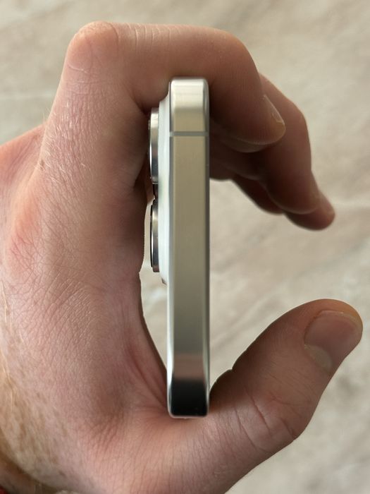 iPhone 16 Pro 256GB White Titanium