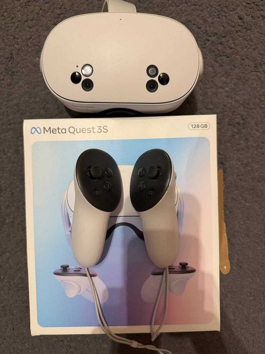 Oculus Meta Quest 3S (Jak nowy, praktycznie nie używany)