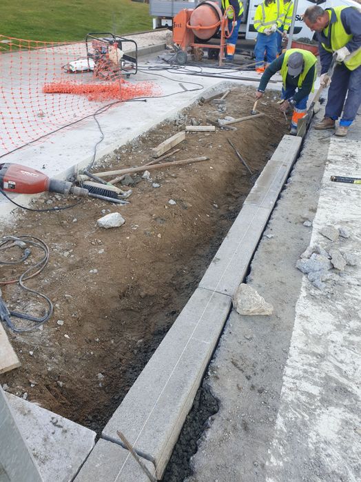 Construção civil / pavimentação / marcação pintura de pavimentos