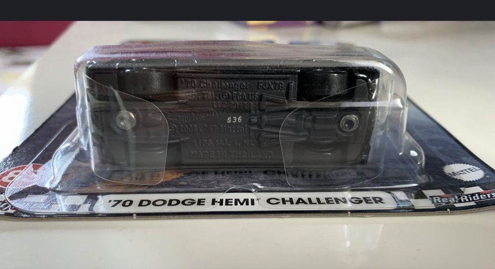 Hot Wheels Premium Boulevard nr 83 ’70 Dodge Hemi Challenger