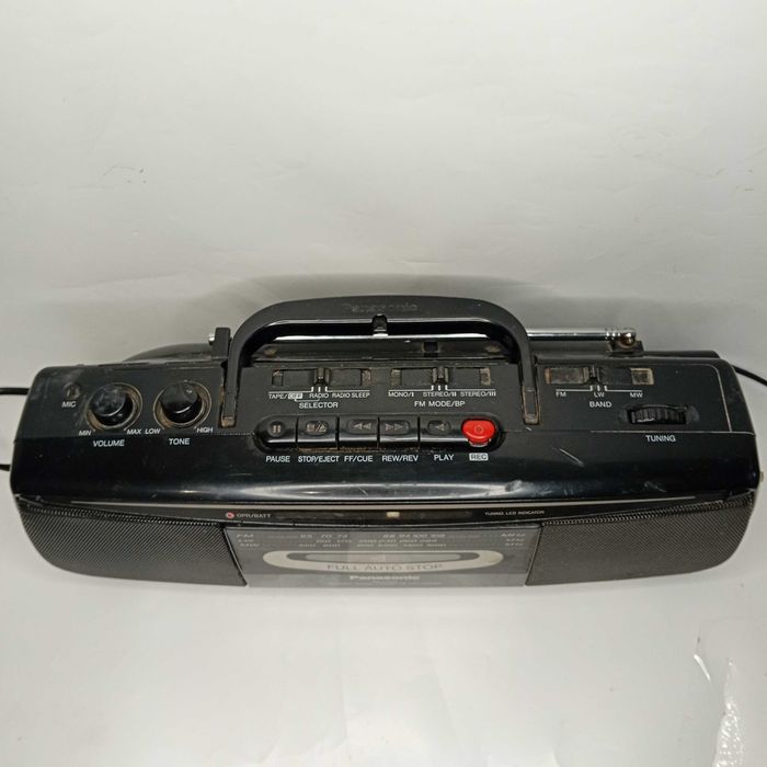 Фм радіо Panasonic  касетник