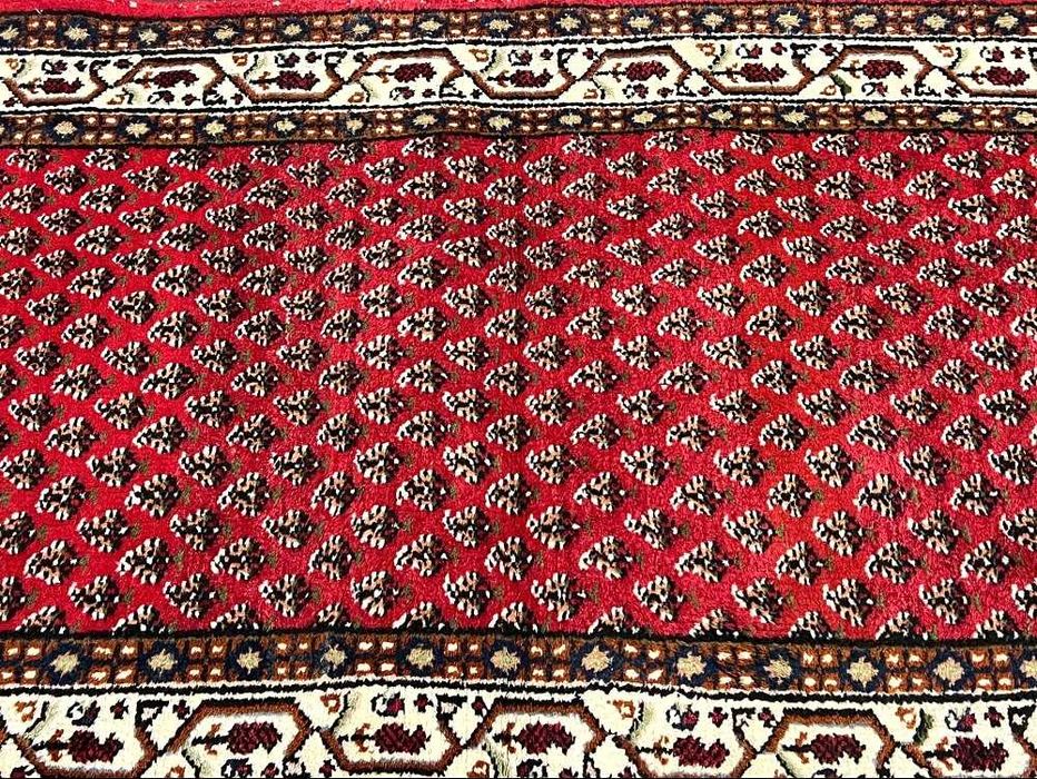 Dois Tapetes Persas SAROUGH MIR originais, com 160cm x 90cm, feitos manualmente em lã sobre algodão