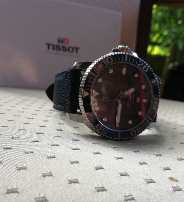 TISSOT Seastar 1000