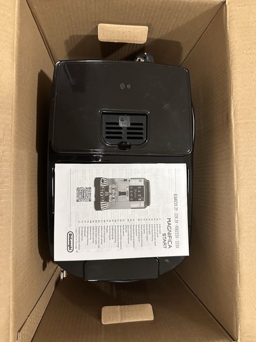 Máquina de café Delonghi ECAM220