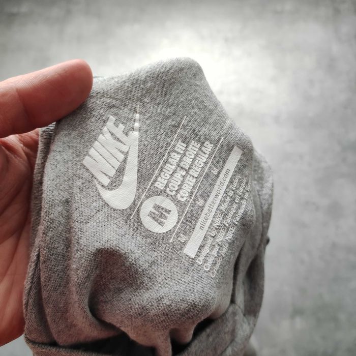 MĘSKA Szara Koszulka Bawełna Kołnierzyk V Sport Casual Nike Elegancka