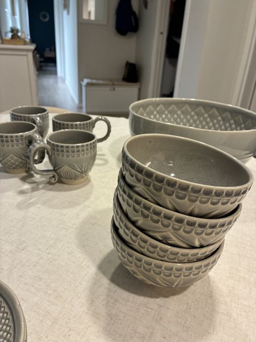 Conjunto de Louça Costa Nova, Colecção Cristal