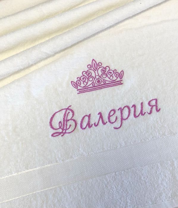 Хлопковое полотенце с вышивкой , индивидуальной , подарок