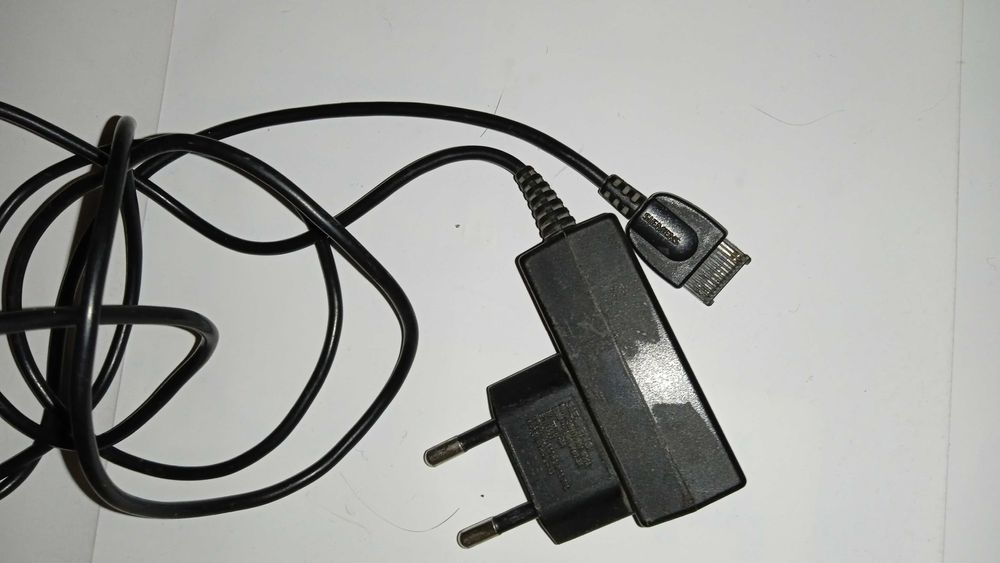 подзарядка Samsung, Siemens, провода, штекер, переходники разные