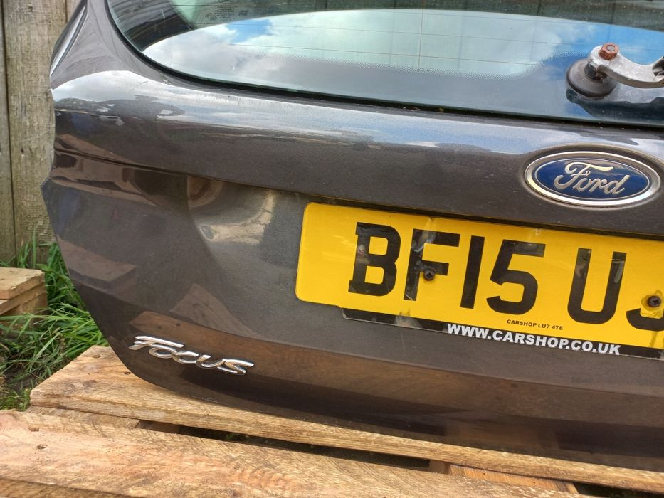 Klapa bagażnika kompletna ford Focus mk3 lift hatchback  hb