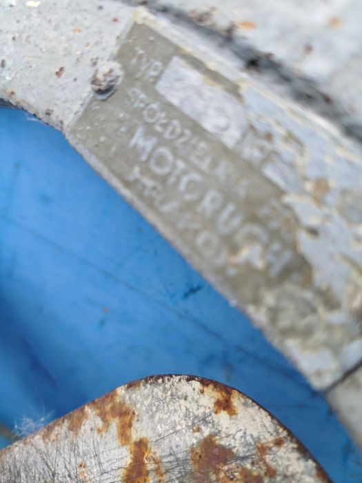 stary wentylator  zeliwny   z PRL    lala -60