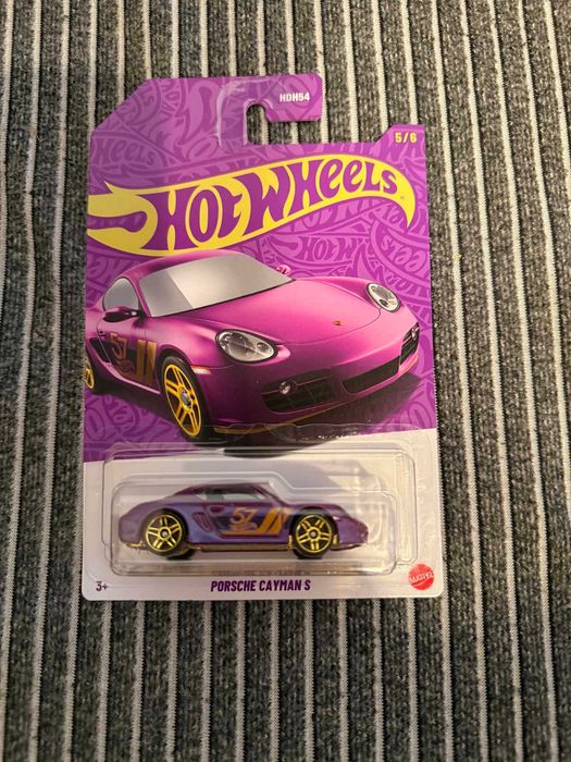 Машинка Hot Wheels Porsche Cayman S JDM30 (Purple)