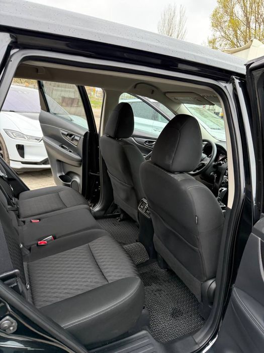 Nissan Rogue 2019 p.