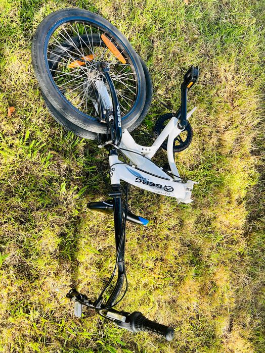 Bicicleta Dobrável Berg– Branca/Preto (Adulto ou Criança)