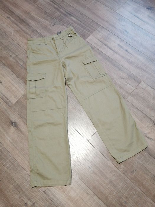 Spodnie Divided róż 36