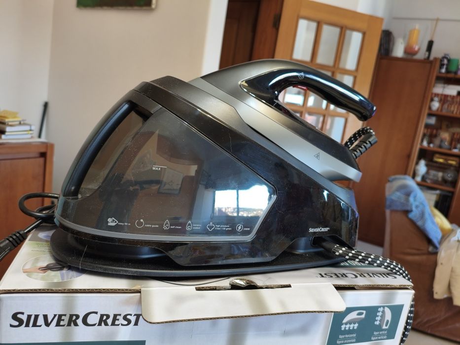 Ferro de engomar a vapor