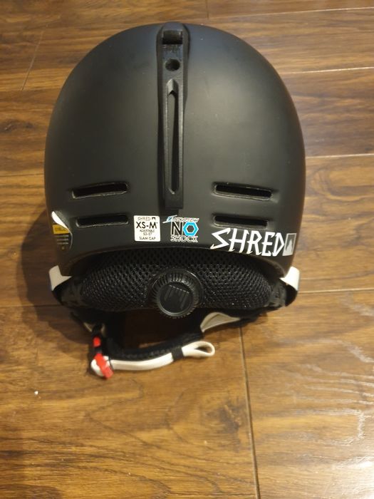 kask narciarski Shred