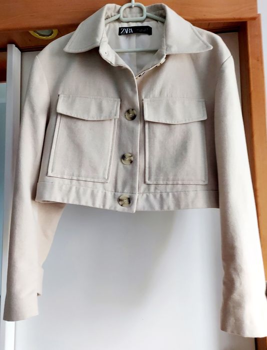 ZARA krótka kurtka koszulowa.