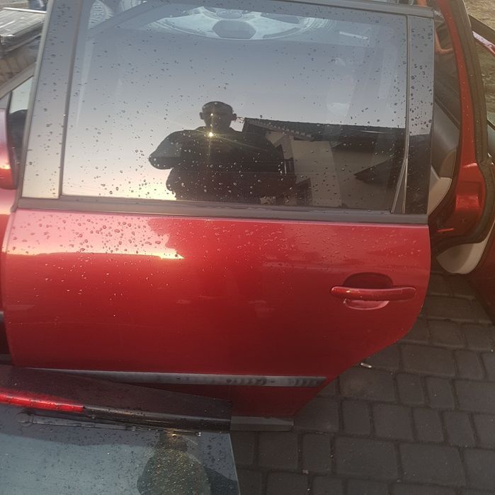 Drzwi tylne lewe vw passat b5 99r kombi lakier lb3y