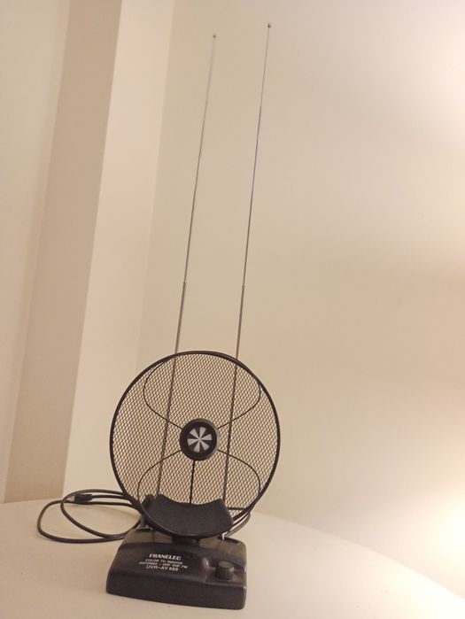 Antena antiga Franelec