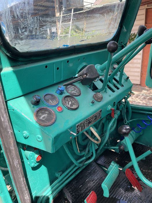 Продам трактор лтз т 40 ам