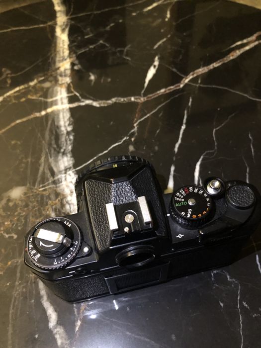 Câmara fotográfica antiga Nikon64553128457729123