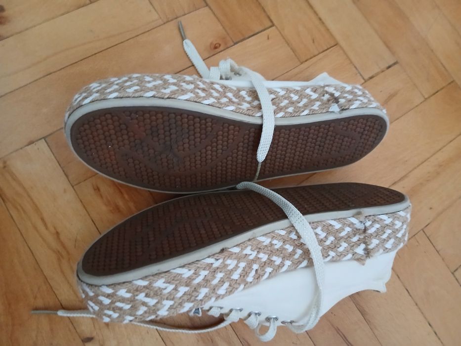 Buty trampki  ecru  38 Jenny  Fairy  sznurowane