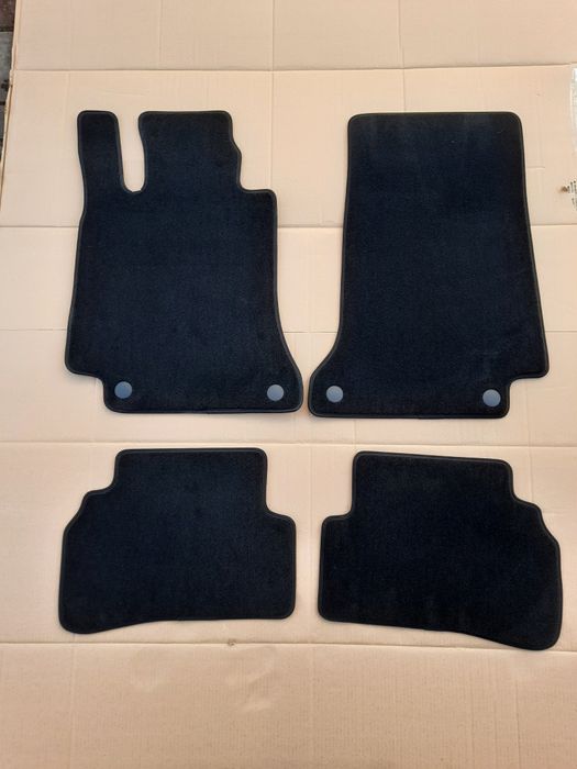 Коврики велюрові Mercedes Benz w211 w212 w213 w214 w204 w205 w166