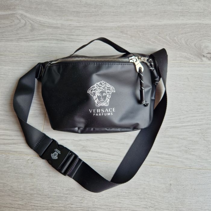 Versace czarna logowana nerka jak nowa