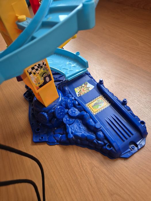 Carros .Torre VTECH  . Brinquedo crianças