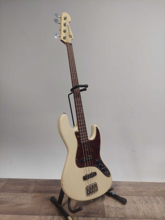 Maruszczyk Elwood 4 gitara basowa 4 strunowa