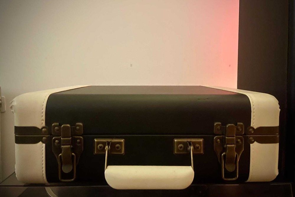 Gira-discos Crosley CR6019D-BK