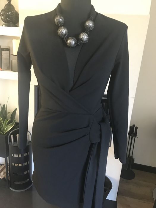 Wyjatkowa sukienka 34-36