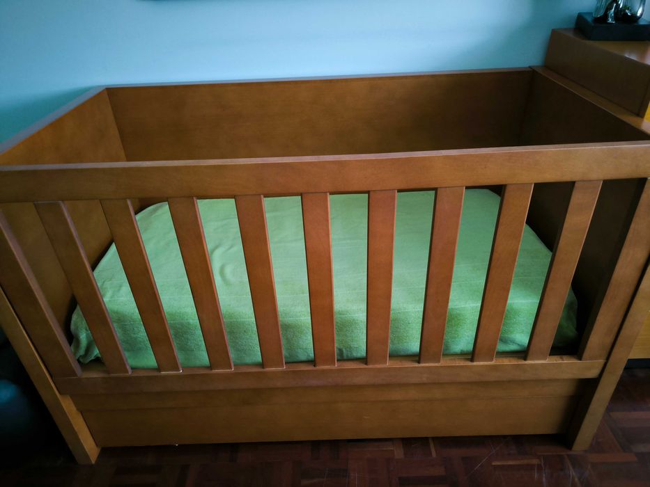 Cama de bebé / criança