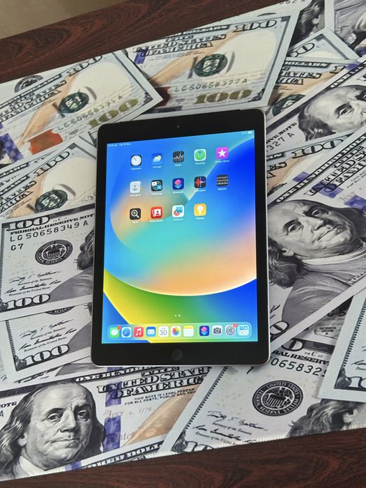 iPad 5 32Gb  Wi-FI Планшет 9.7”