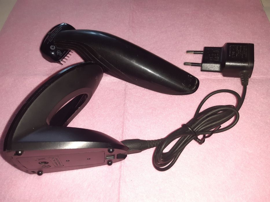 GOLARKA Philips Bodygroom NL9206AD-4 z podstawką do ładowania typ HQ850.
