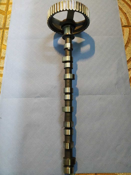 Árvore de cames Mitsubishi Pagero 2.5 Turbo