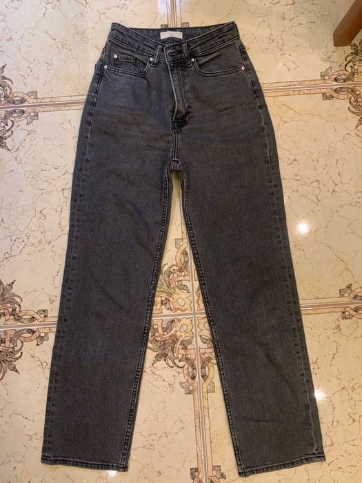 Джинсы фирмы H&M