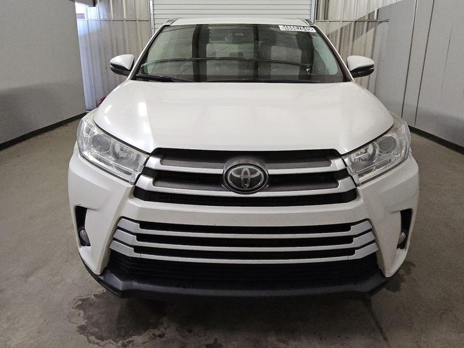 Бампер Toyota Highlander 2019- разборка тойота хайлендер запчастини