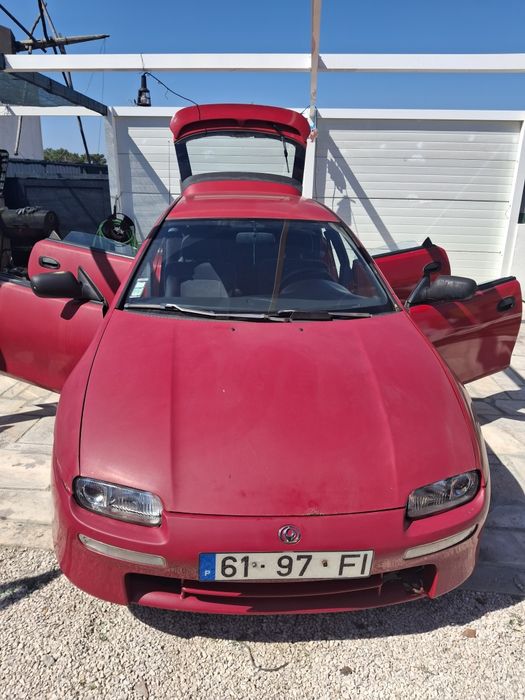 MAZDA 323 F  1995