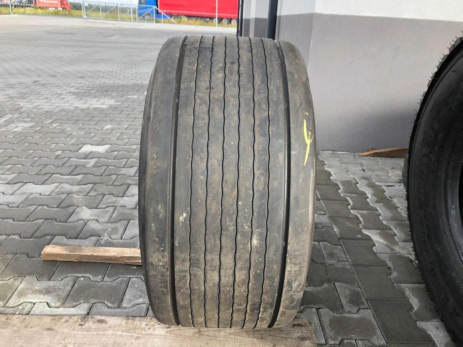 435/50R19.5 Opona Bieżnikowana Naczepa MEGA