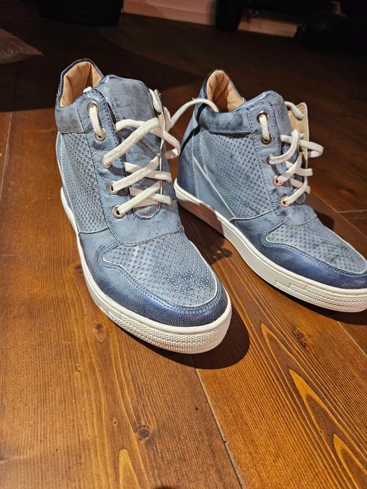 Sneakersy na koturnie Venezia 38