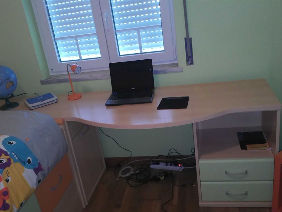 Mobília quarto criança/jovem completa