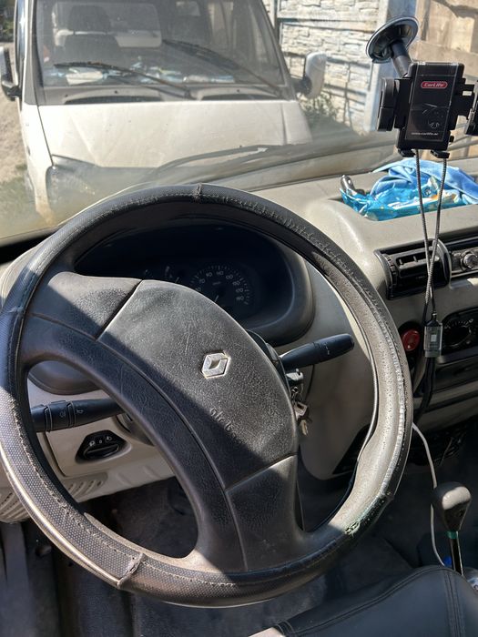 Продам renault master 2002 2.2dci