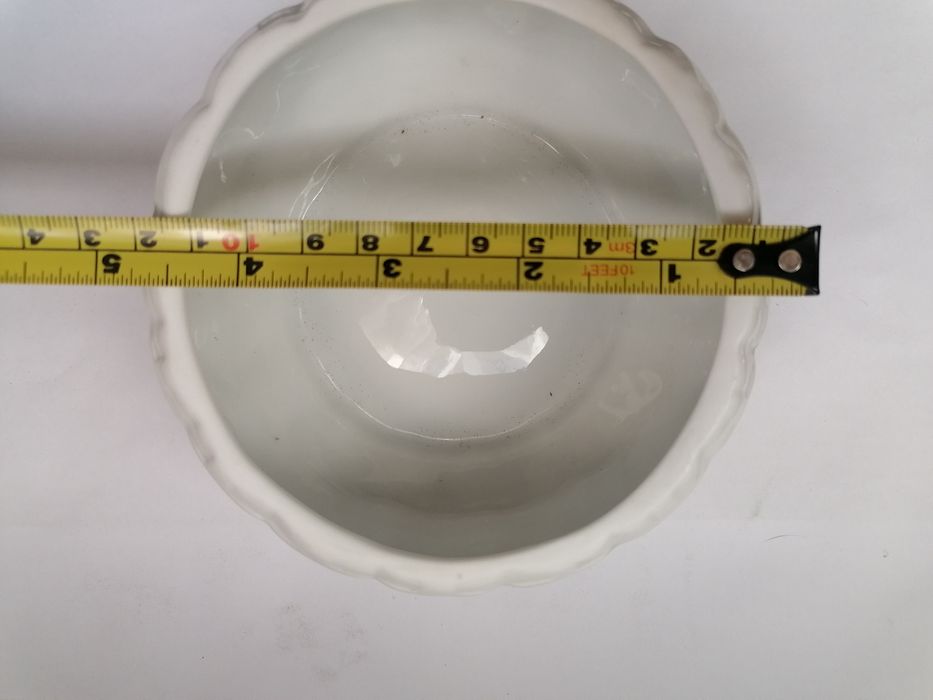 Puzderko, bombonierka, porcelana